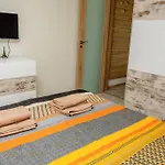 Charisma Apt - Lux At Top City Center Varna
