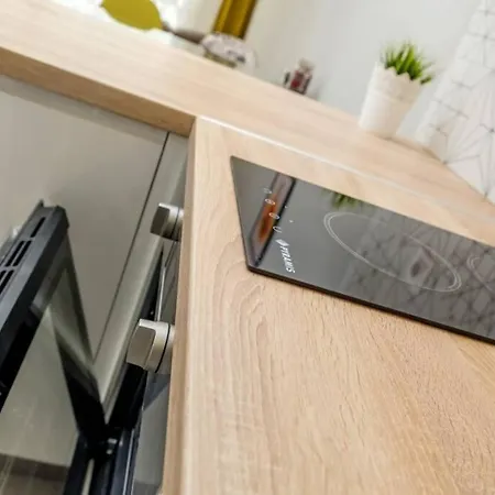 Apartmán Charisma Apt - Lux At Top City Center *