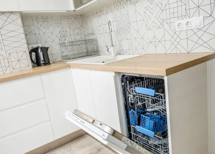 Charisma Apt - Lux At Top City Center Apartament Warna