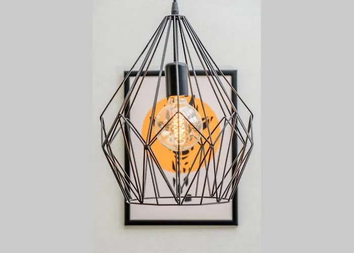 Charisma Apt - Lux At Top City Center *